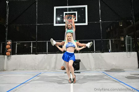 Slimthickvic / Vic Marie / slimthick_vic nude photo #0193