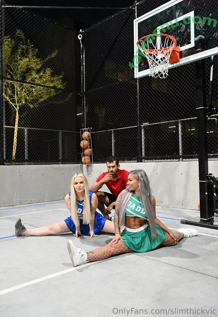 Slimthickvic nude photo #0253 (Vic Marie / slimthick_vic)