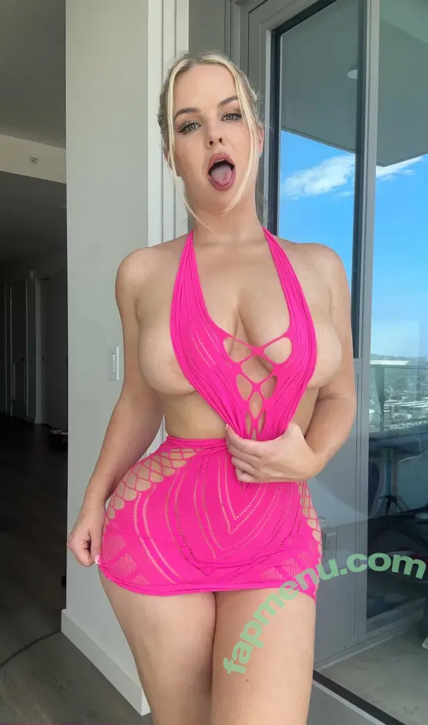 Slimthickvic nude photo #0964 (Vic Marie / slimthick_vic)
