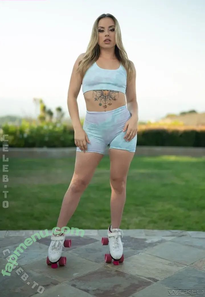 Slimthickvic nude photo #1200 (Vic Marie / slimthick_vic)