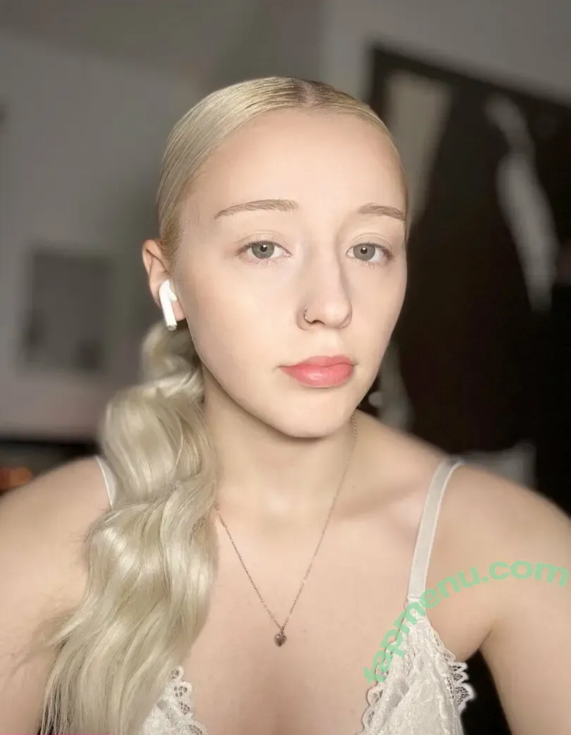 slouiseof nude photo #0012 (slouiseof)