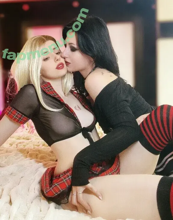 slowpenguin nude photo #0534 (sweetpengui)