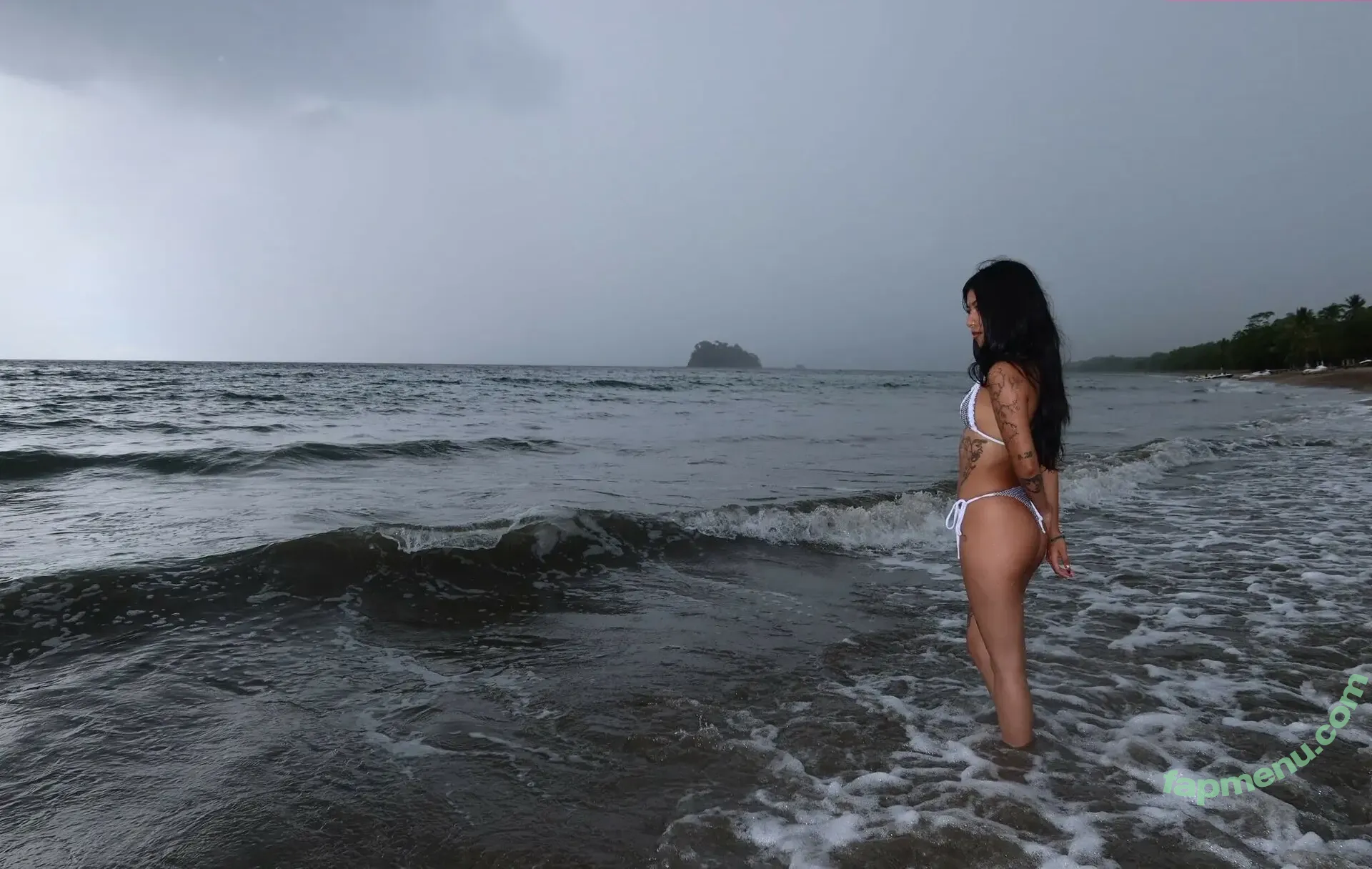 slush___puppy nude photo #0009 (slushpuppy____)