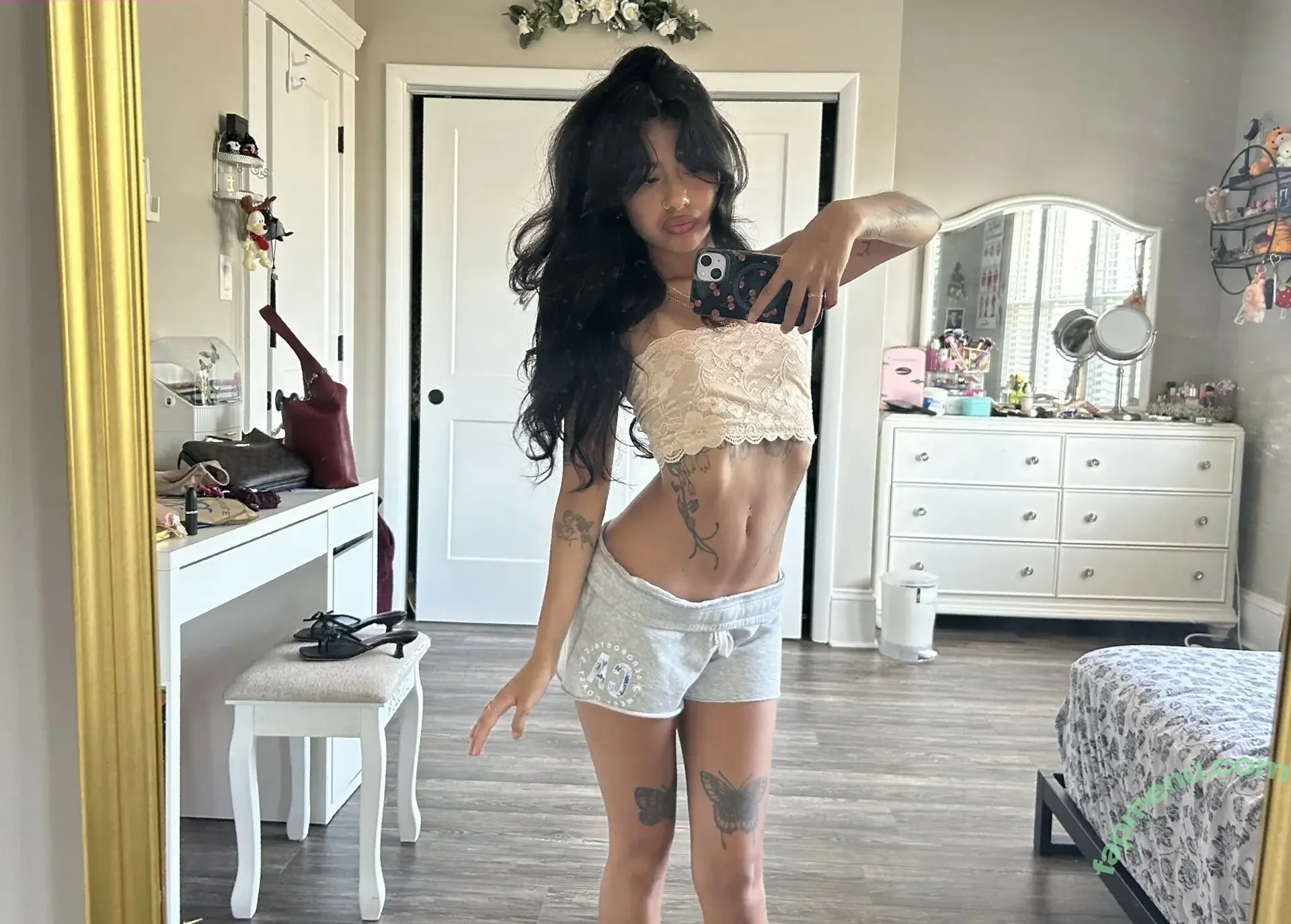 slush___puppy nude photo #0011 (slushpuppy____)