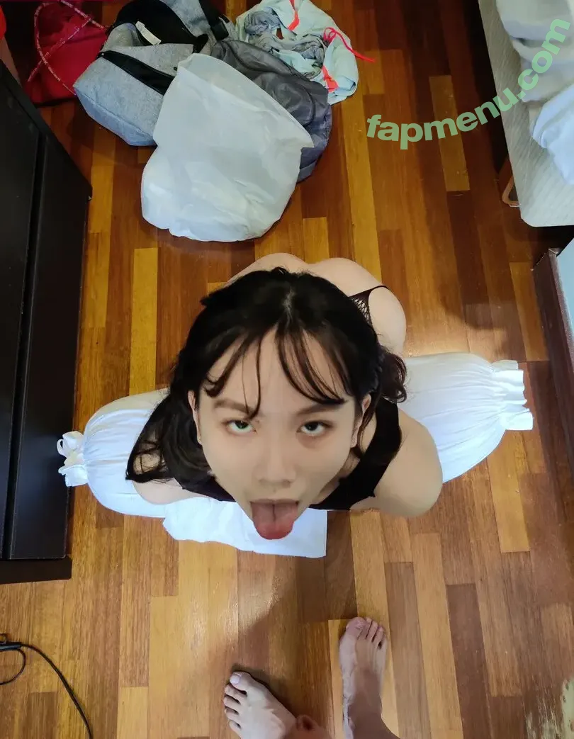 SluttyWabbit05 nude photo #0009 (SnowWabbit05 / bxbyaudrxy / walter.wasian)