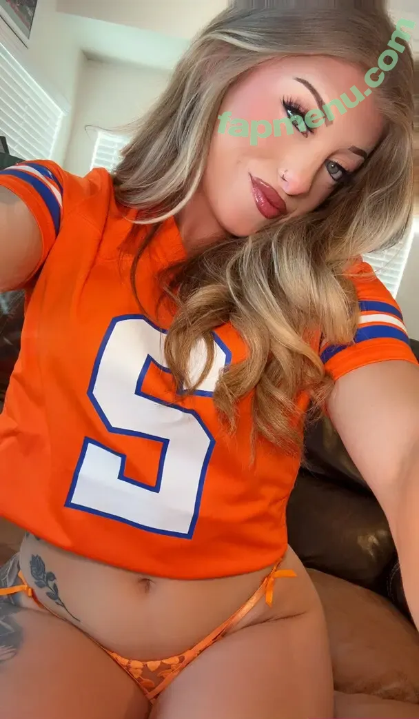 Slxttylyss nude photo #0320 (Slxttylyss)