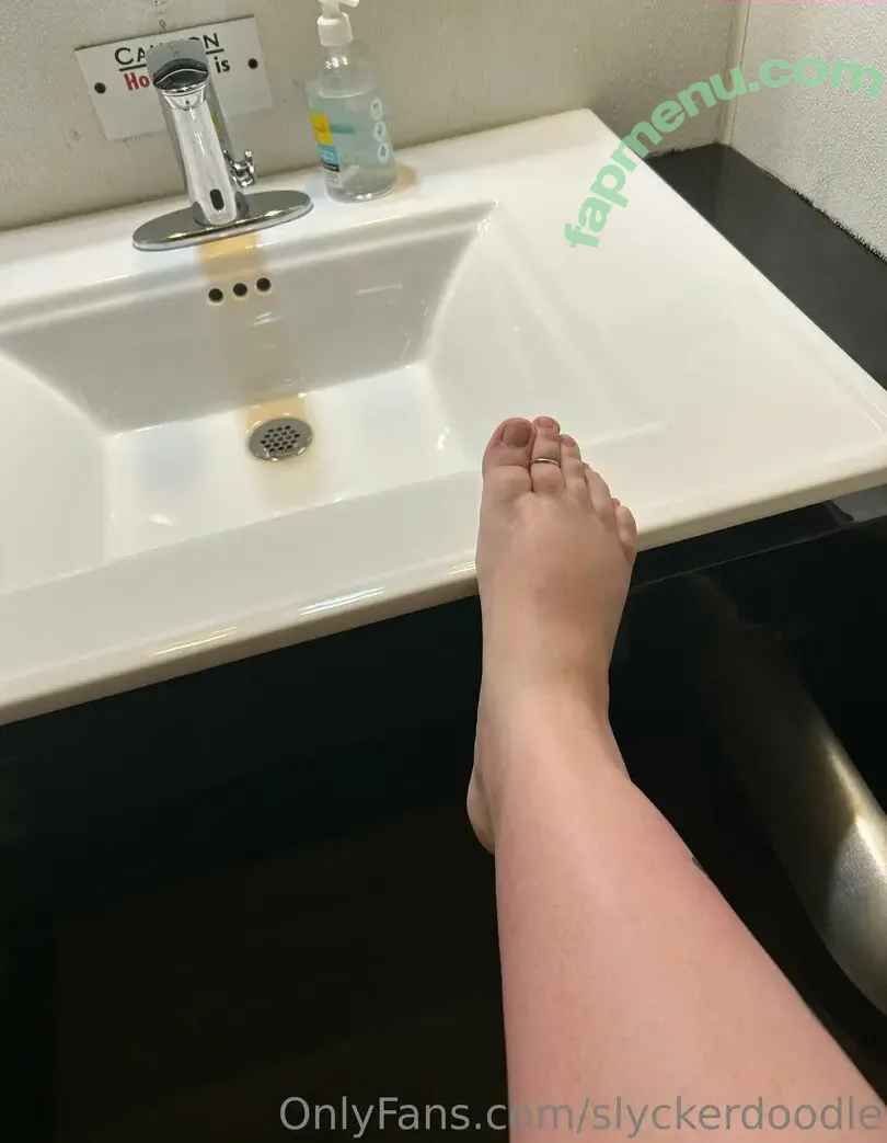 slyckerdoodle nude photo #0016 (snickerdoodletiff)