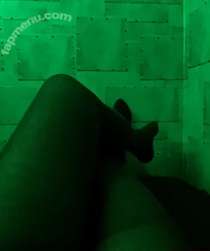 small_eve / smalleveplays nude photo #0007