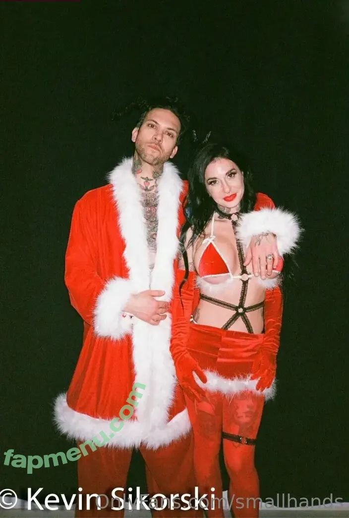 Small Hands nude photo #0018 (smallhands / thesmallhands_)