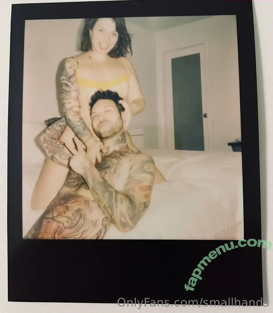 Small Hands nude photo #0019 (smallhands / thesmallhands_)