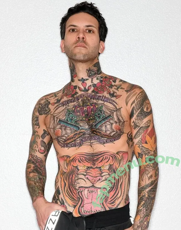 Small Hands nude photo #0021 (smallhands / thesmallhands_)