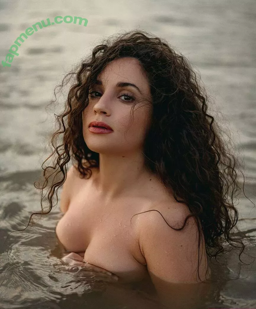 Smallcurlyfry nude photo #0003 (Lika / small_curlyfry)
