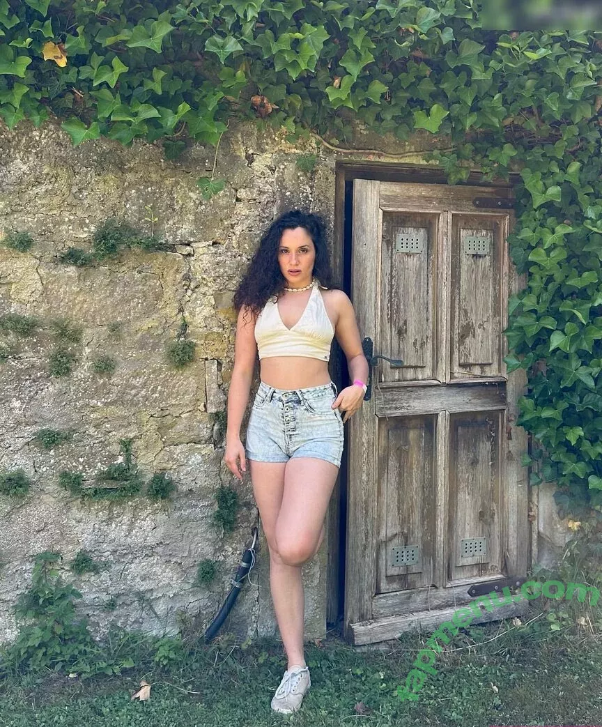 Smallcurlyfry nude photo #0029 (Lika / small_curlyfry)