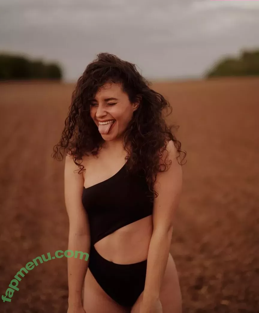 Smallcurlyfry nude photo #0030 (Lika / small_curlyfry)
