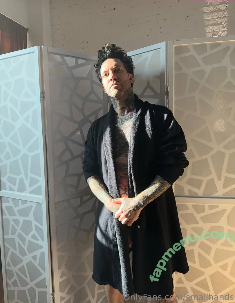 Smallhands nude photo #0128 (thesmallhands_)