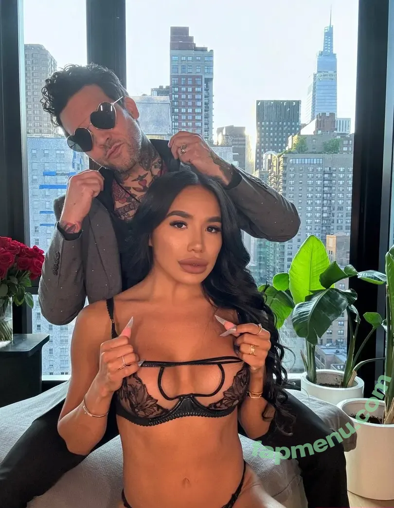 Smallhands nude photo #0129 (thesmallhands_)