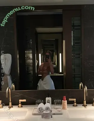 smallvanillagirl / small.vanillagirl nude photo #0053