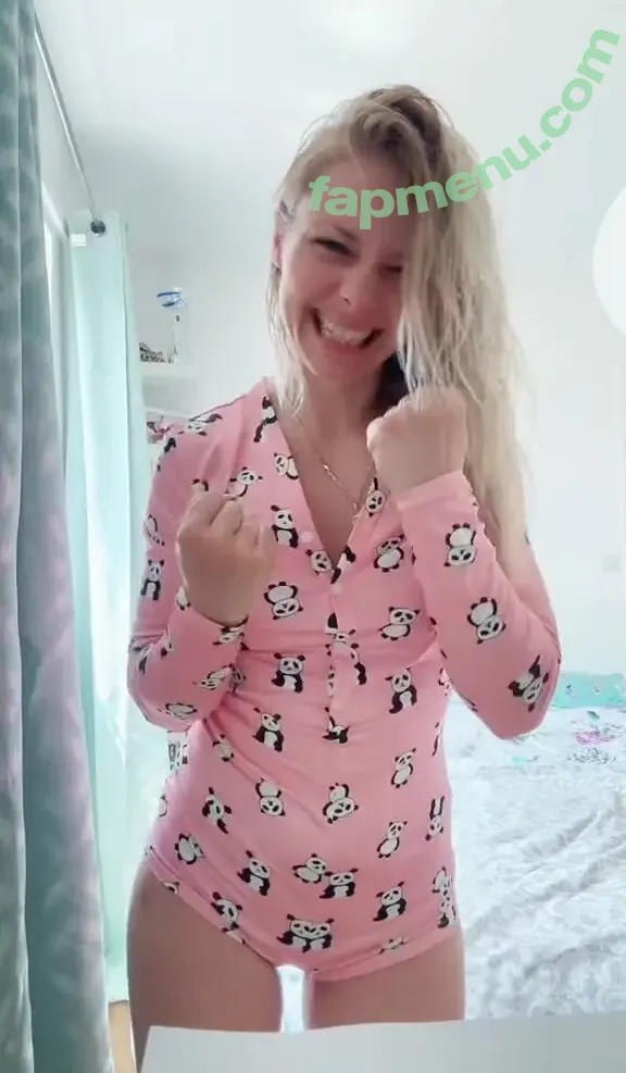 SmileyDani158 nude photo #1035 (Danuisa Grudzinska / danusiagrudzinska)