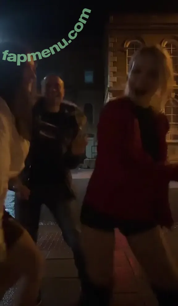 SmileyDani158 nude photo #2116 (Danuisa Grudzinska / danusiagrudzinska)