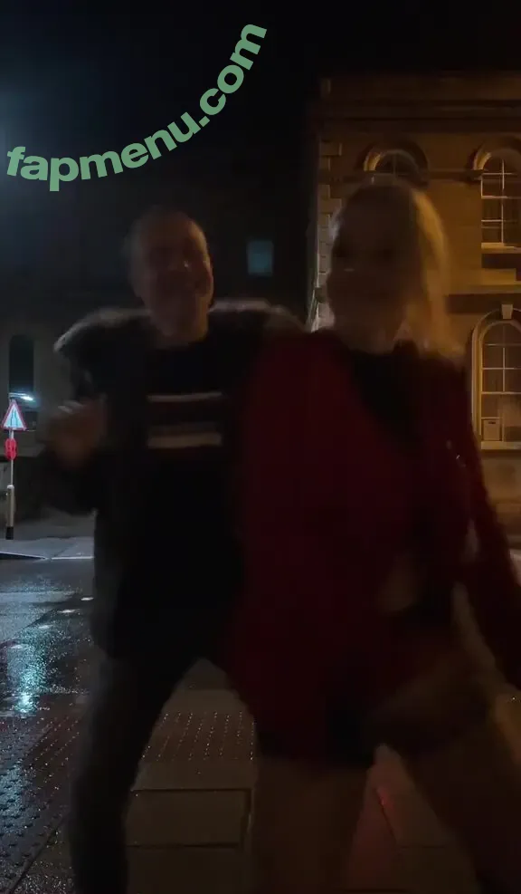 SmileyDani158 nude photo #2124 (Danuisa Grudzinska / danusiagrudzinska)