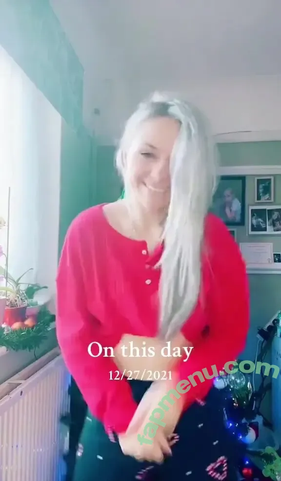 SmileyDani158 nude photo #2909 (Danuisa Grudzinska / danusiagrudzinska)