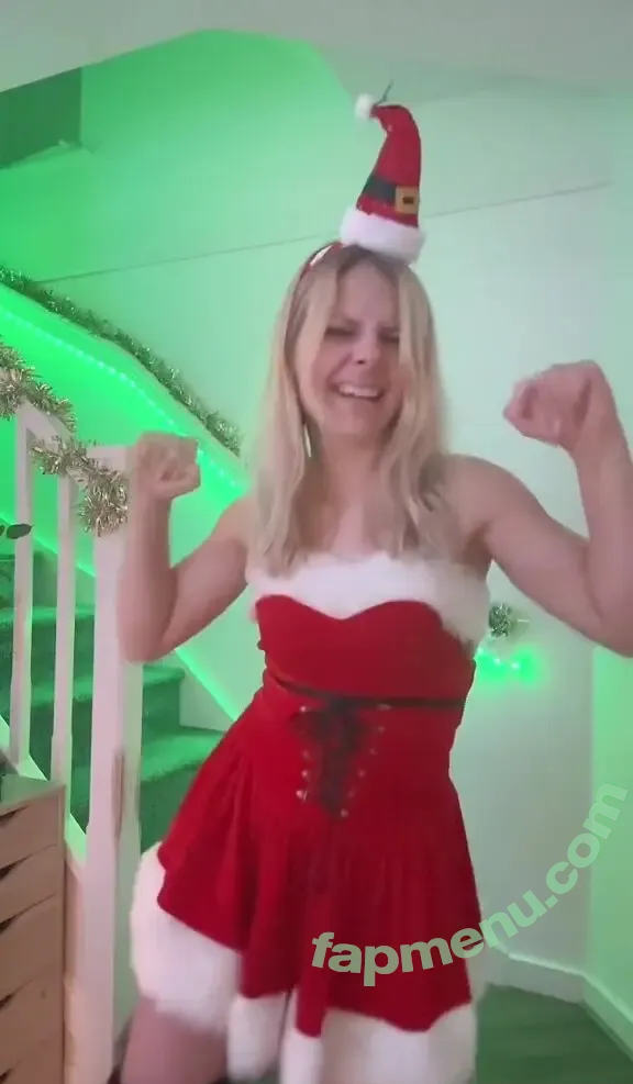 SmileyDani158 nude photo #3003 (Danuisa Grudzinska / danusiagrudzinska)