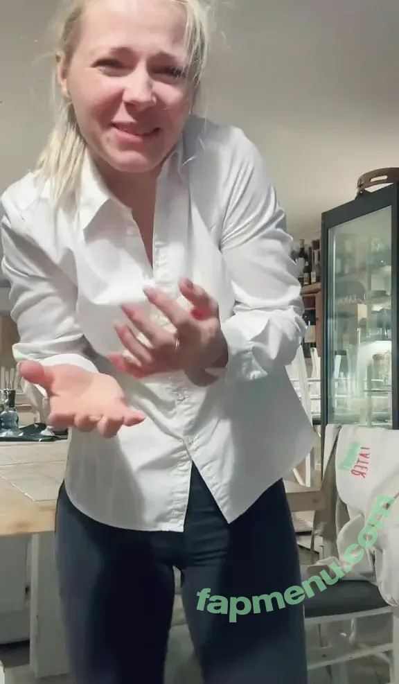 SmileyDani158 nude photo #3103 (Danuisa Grudzinska / danusiagrudzinska)