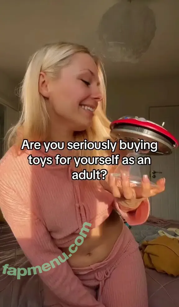 SmileyDani158 nude photo #3255 (Danuisa Grudzinska / danusiagrudzinska)