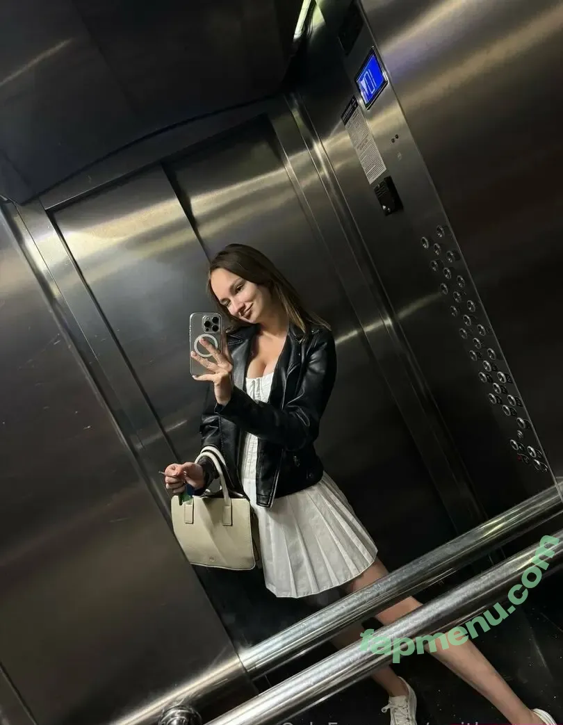 smithamelia nude photo #0008 (smithamelia2462)