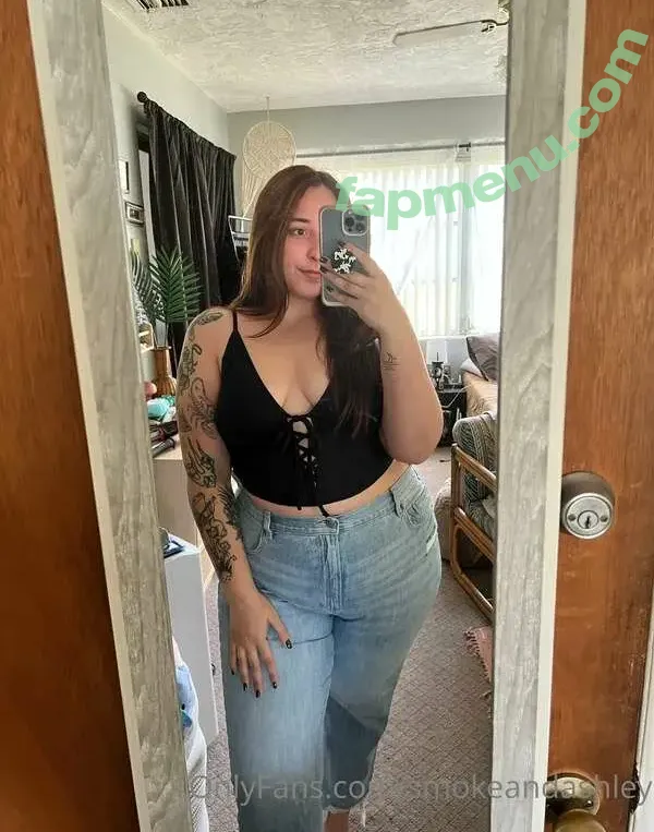 smokeandashley nude photo #0030 (ashleygraham)