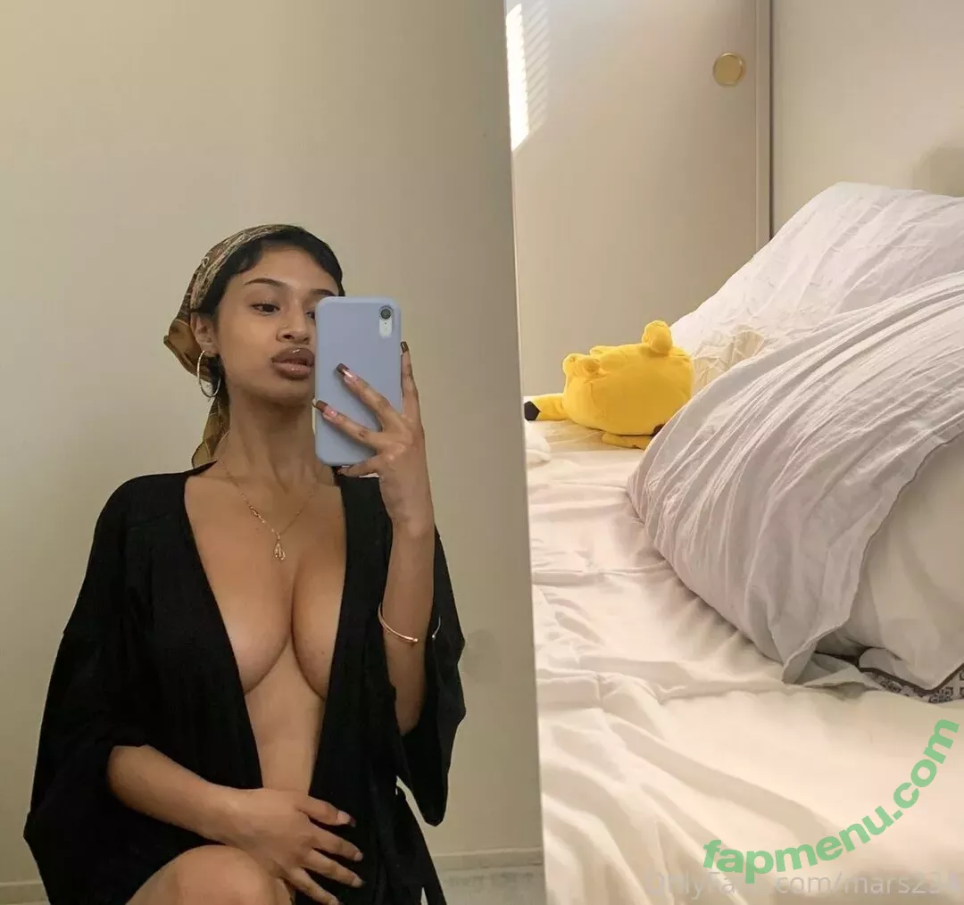 Smokianaaa nude photo #0074 (mars234 / smokiana_)