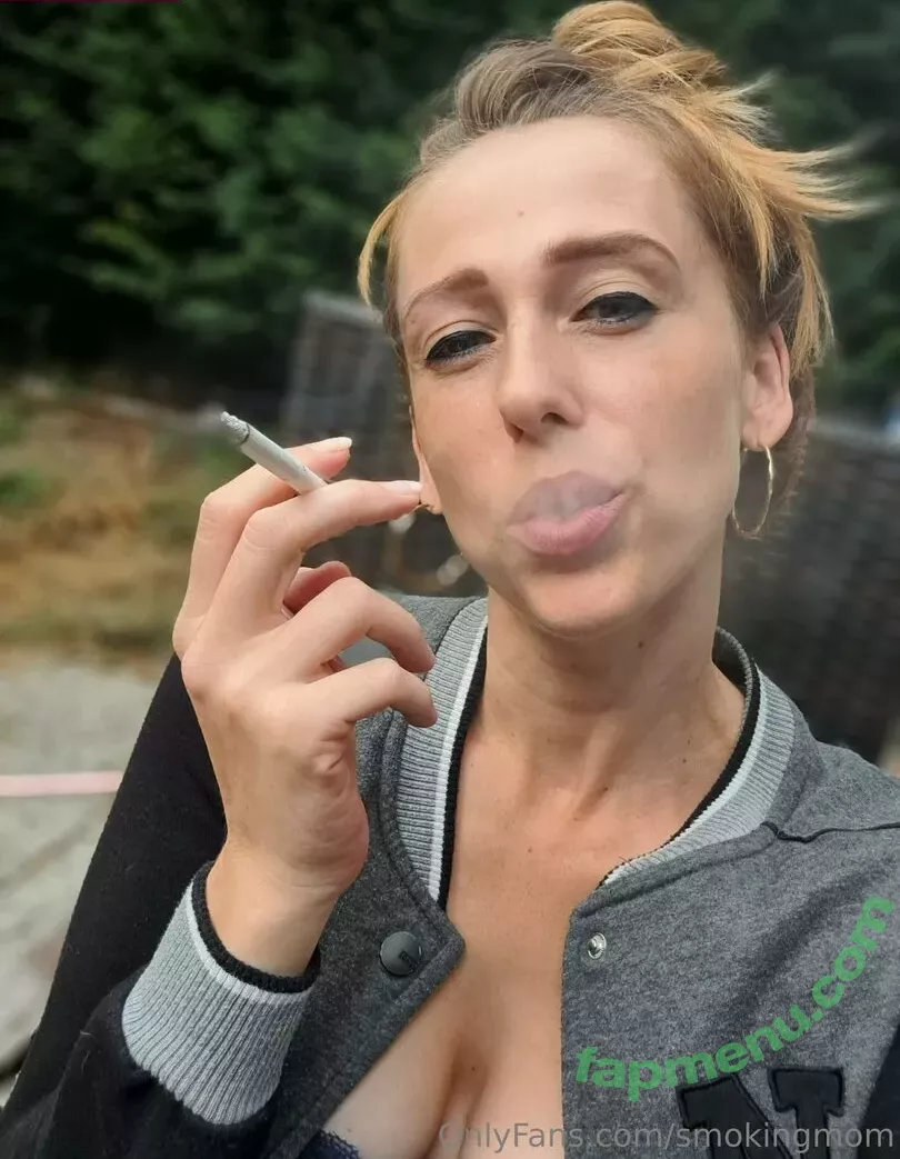 smokingmom nude photo #0019 (smokingmom)