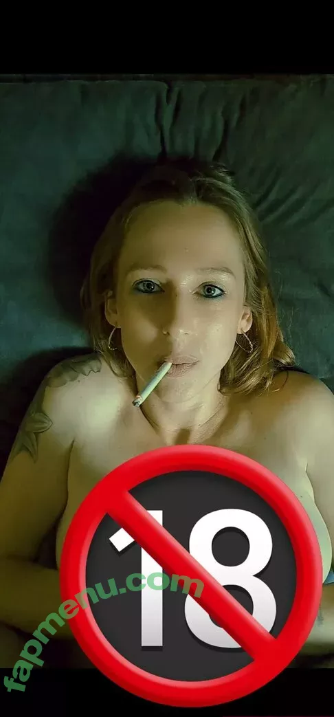 smokingmom nude photo #0030 (smokingmom)