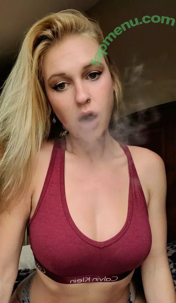 smokingprincessof nude photo #0077 (smokingprincessof)