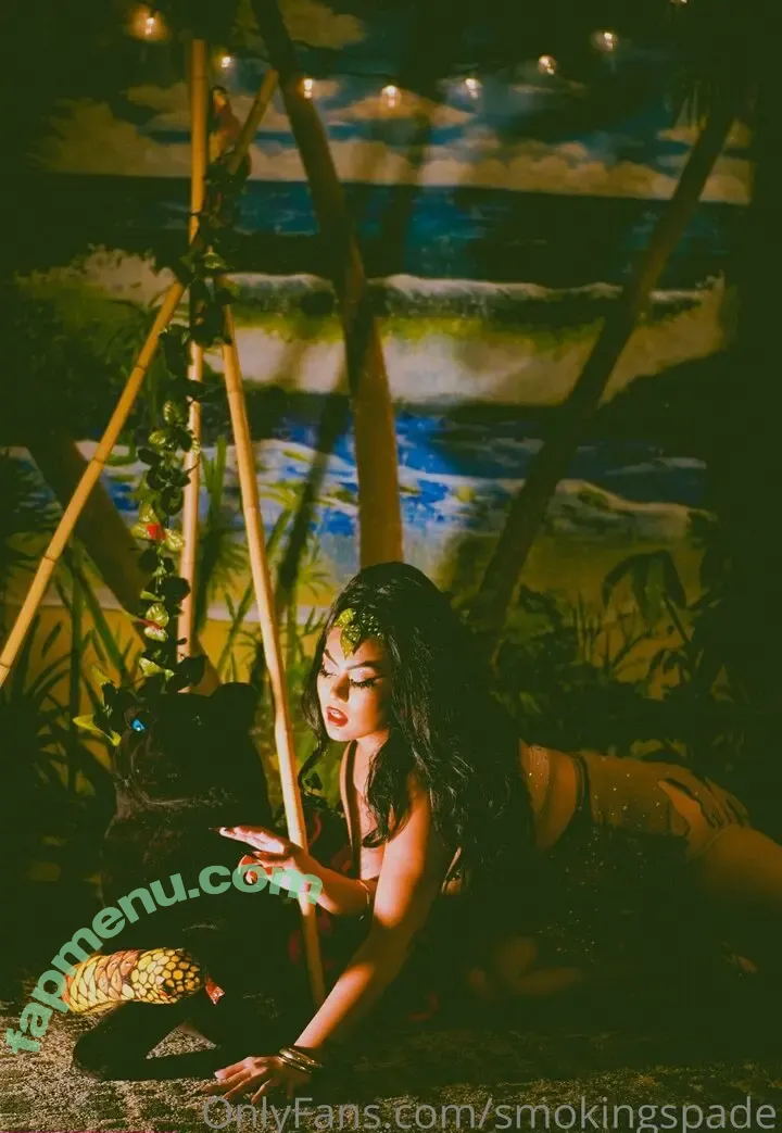 smokingspade nude photo #0004 (karaspade)