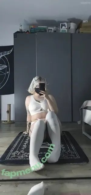  nude photo #0008