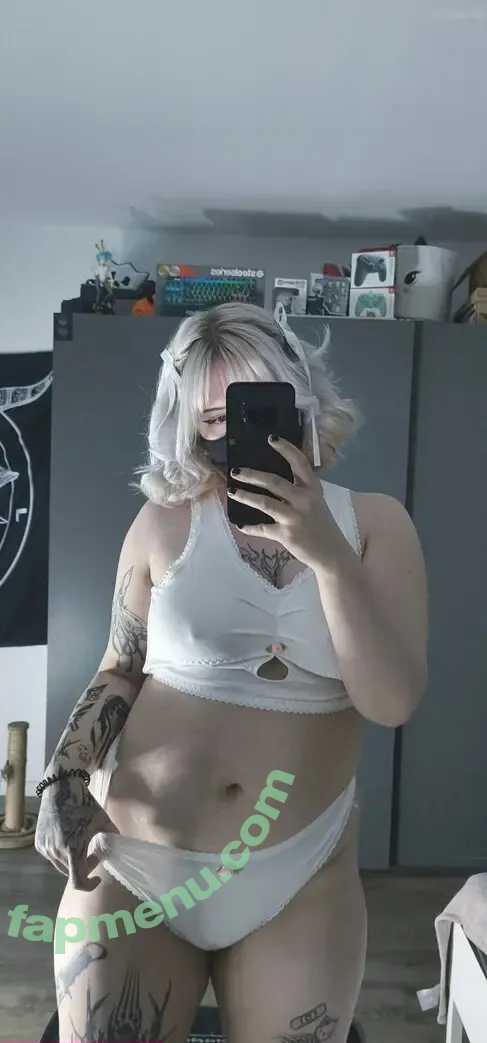 smolbubblegum nude photo #0021 (smolbubblegum)