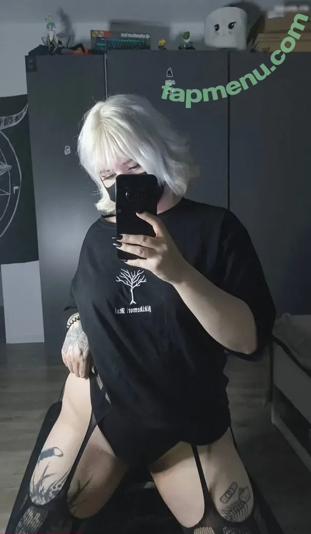smolbubblegum nude photo #0047 (smolbubblegum)
