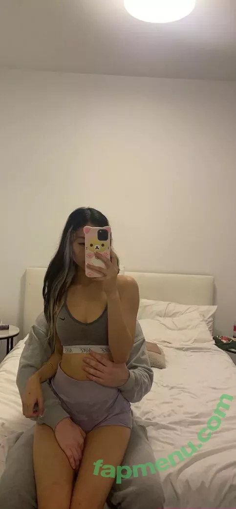 Smolkcqze nude photo #0009 (kcqze / smokerchick420)