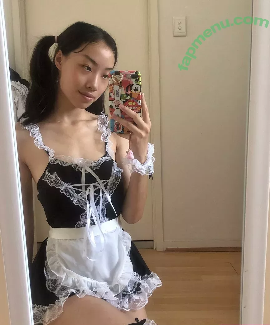Smolkcqze nude photo #0042 (kcqze / smokerchick420)