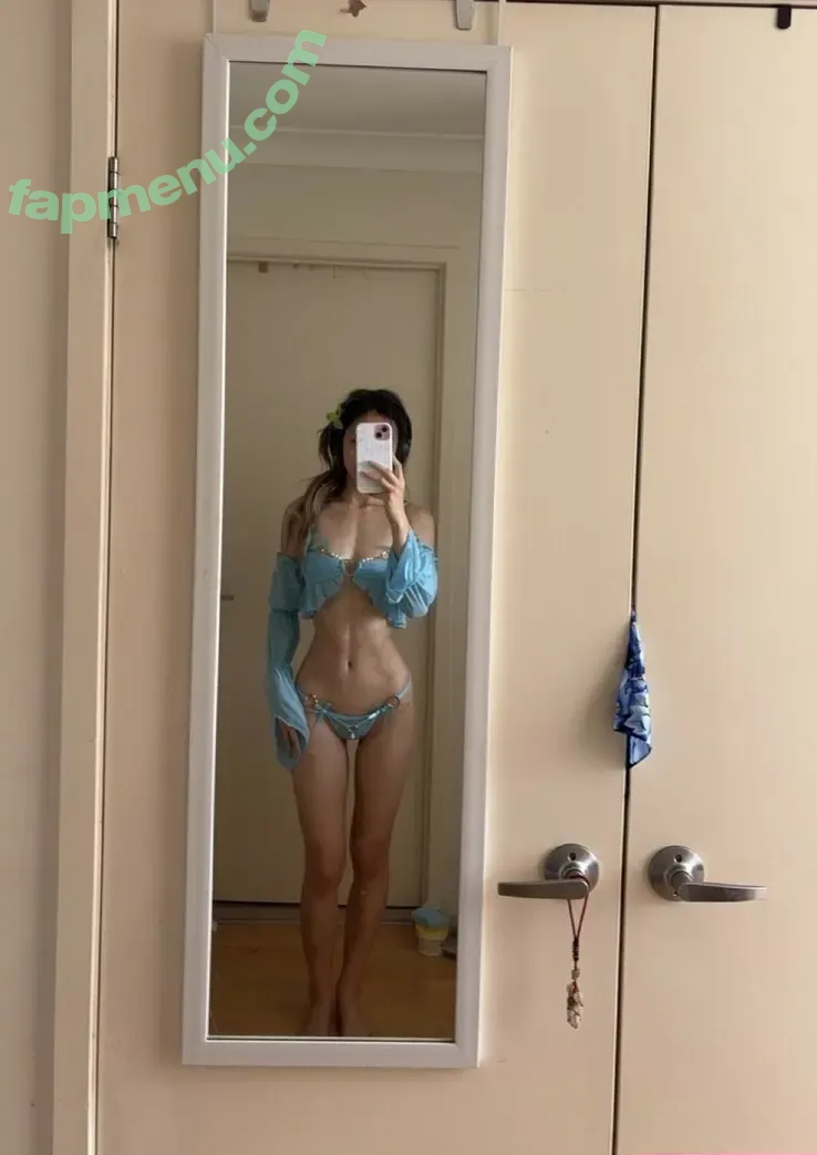 Smolkcqze nude photo #0100 (kcqze / smokerchick420)