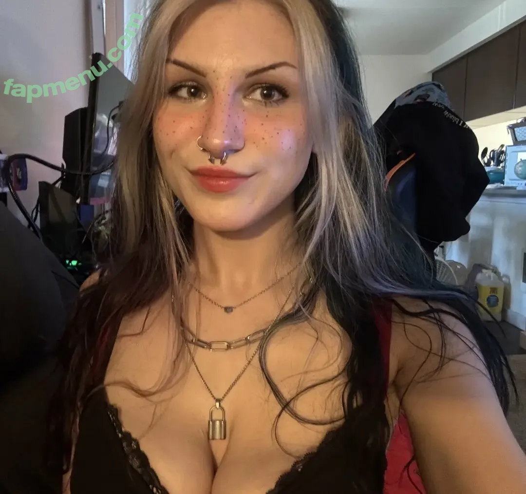 Smollbabey nude photo #0064 (smolbelly)