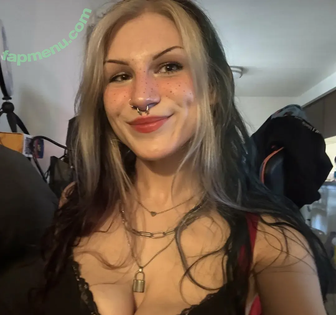 Smollbabey nude photo #0065 (smolbelly)