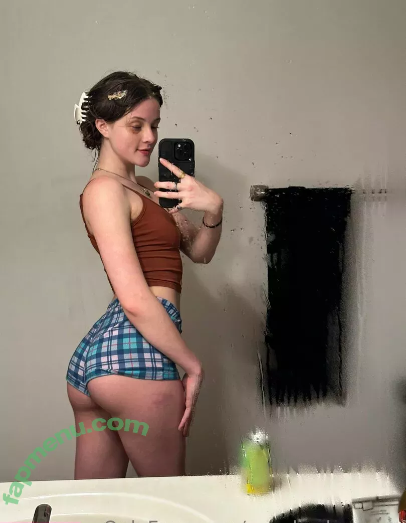 snaakecharmerr nude photo #0052 (riley_w02 / snaeckers)