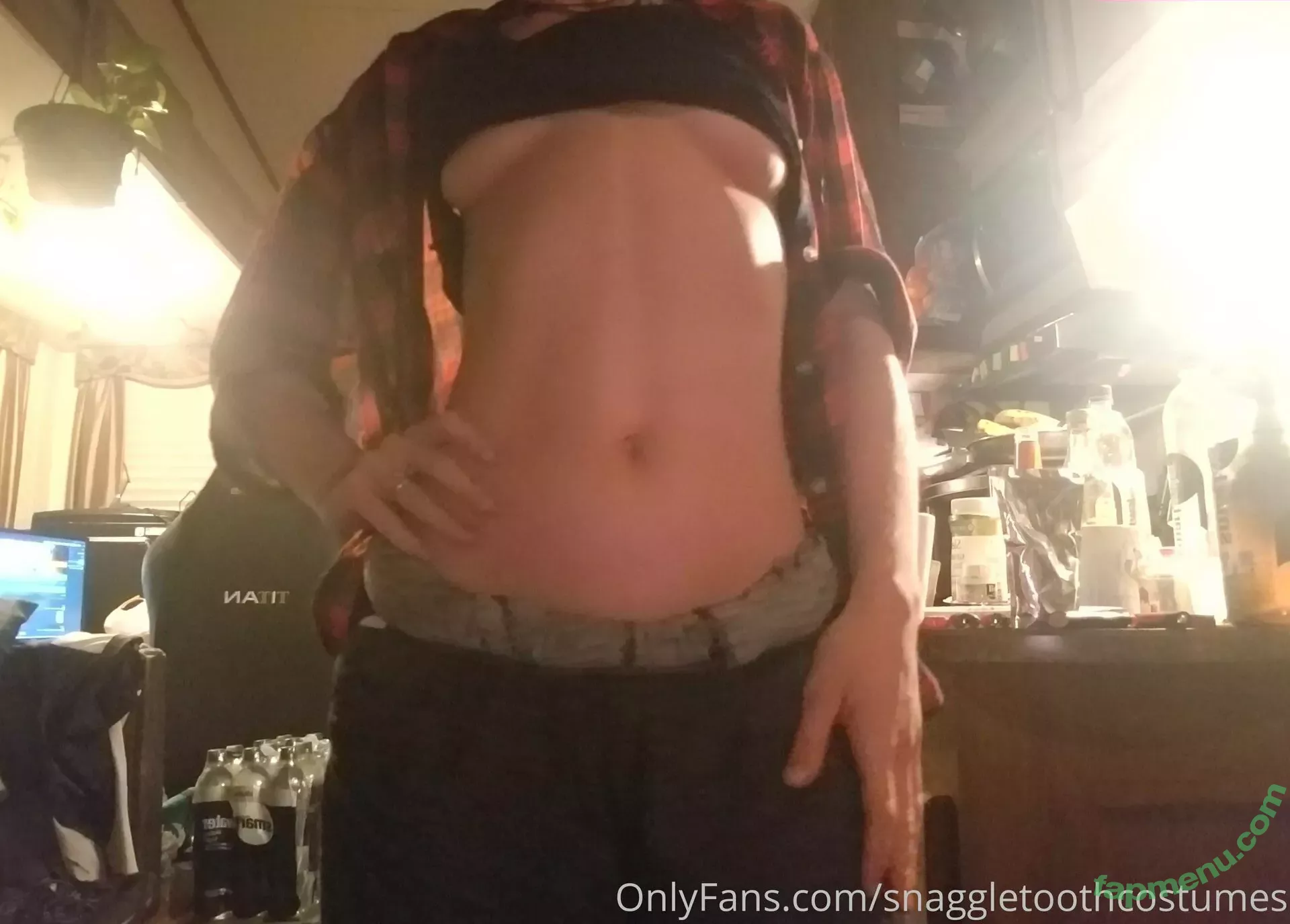 snaggletoothcostumes nude photo #0003 (snaggletoothmovie)