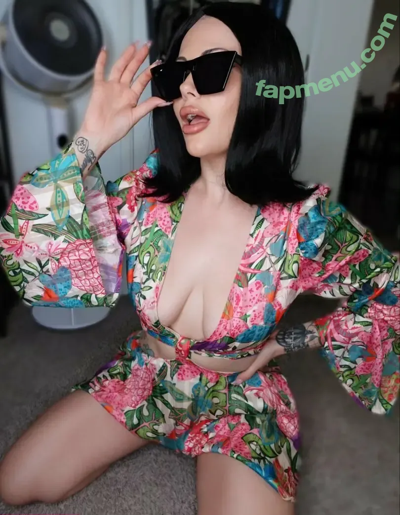 snakeysmut nude photo #0171 (Victoria / reel)