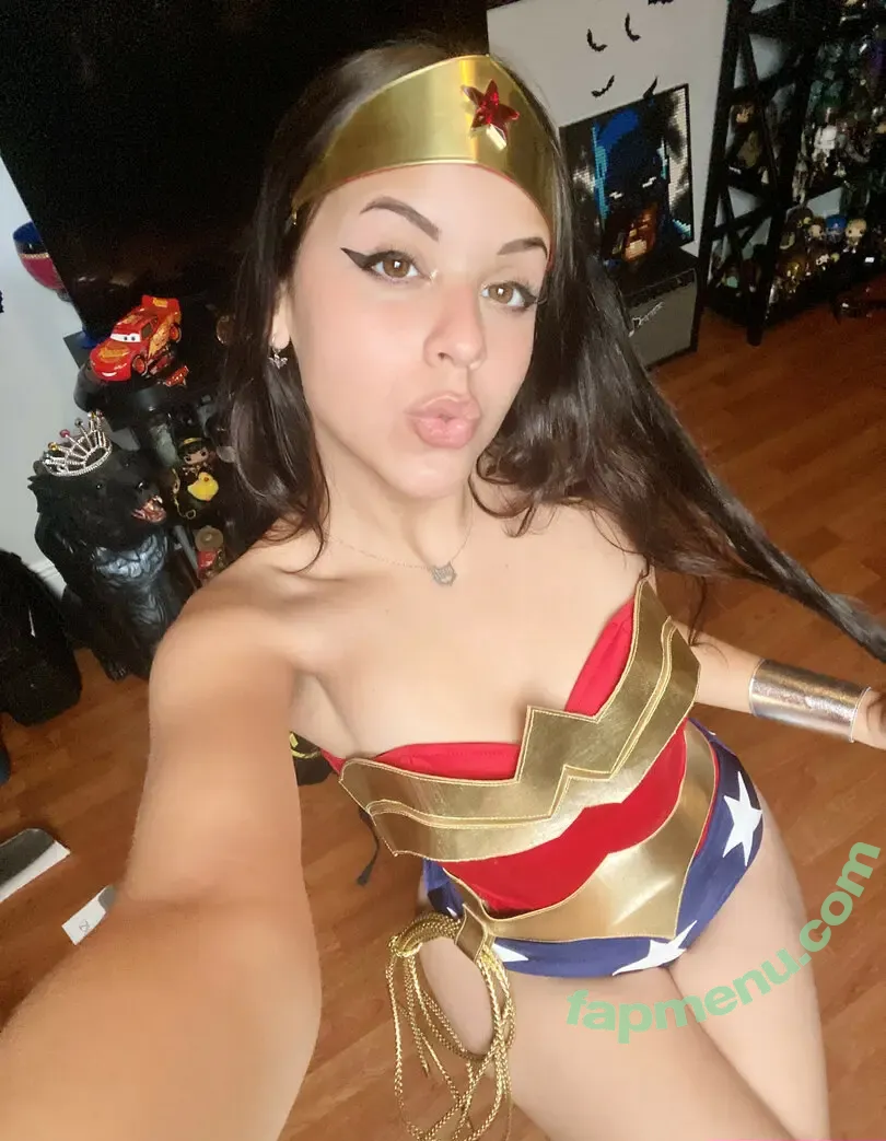 Snarky Jay Cosplay nude photo #0196 (snarkyjaycosplay)