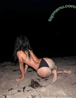  nude photo #0004