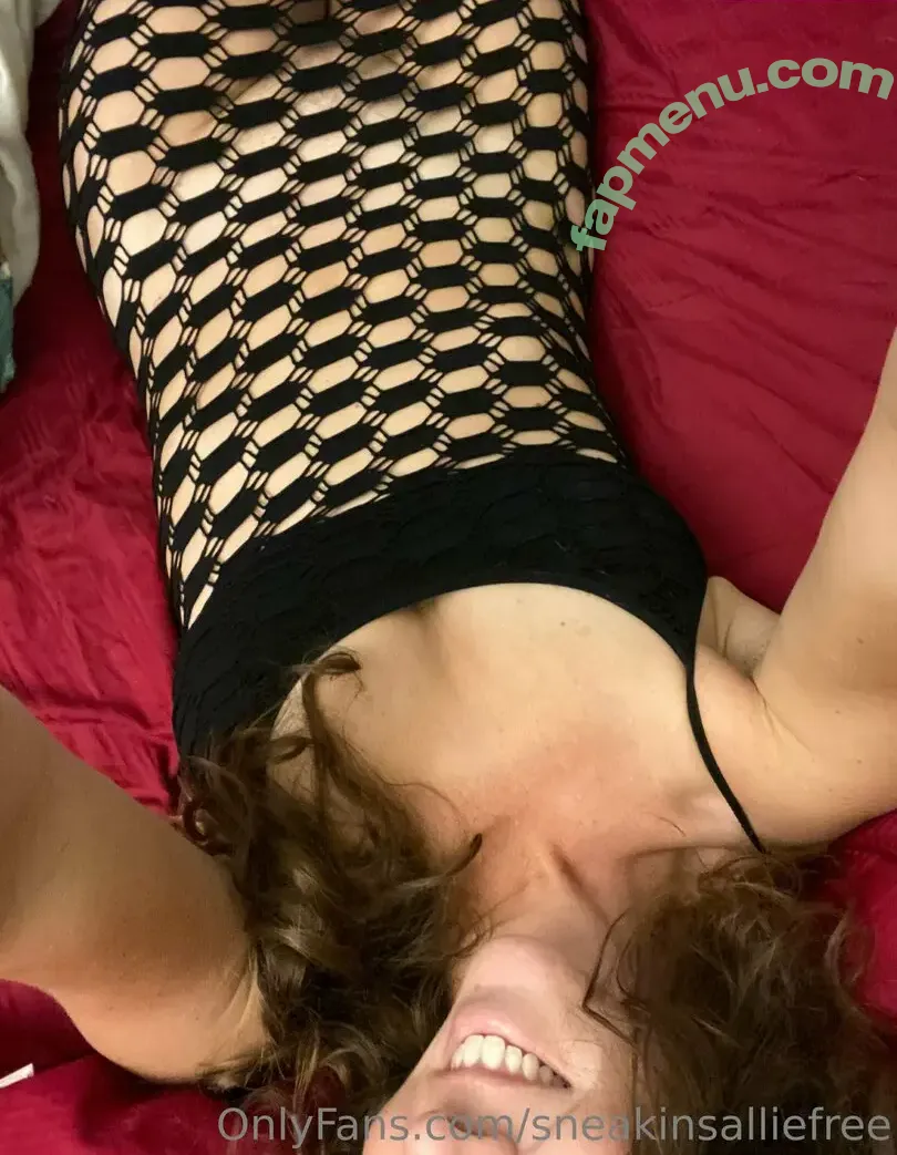 sneakinsalliefree nude photo #0007 (sneakinsalliefree)