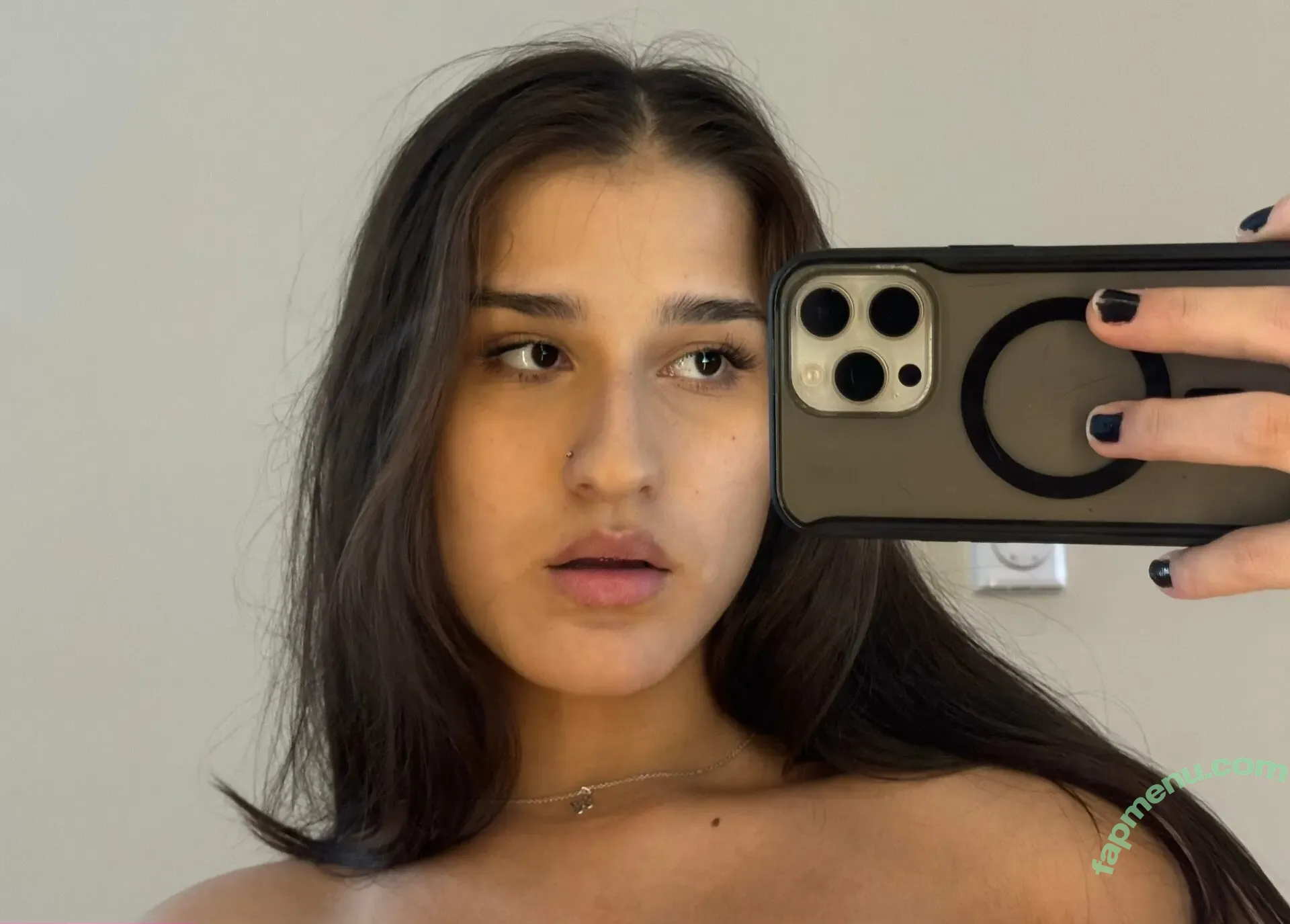 snixxxxx nude photo #0111 (anyuser / snixxxx)